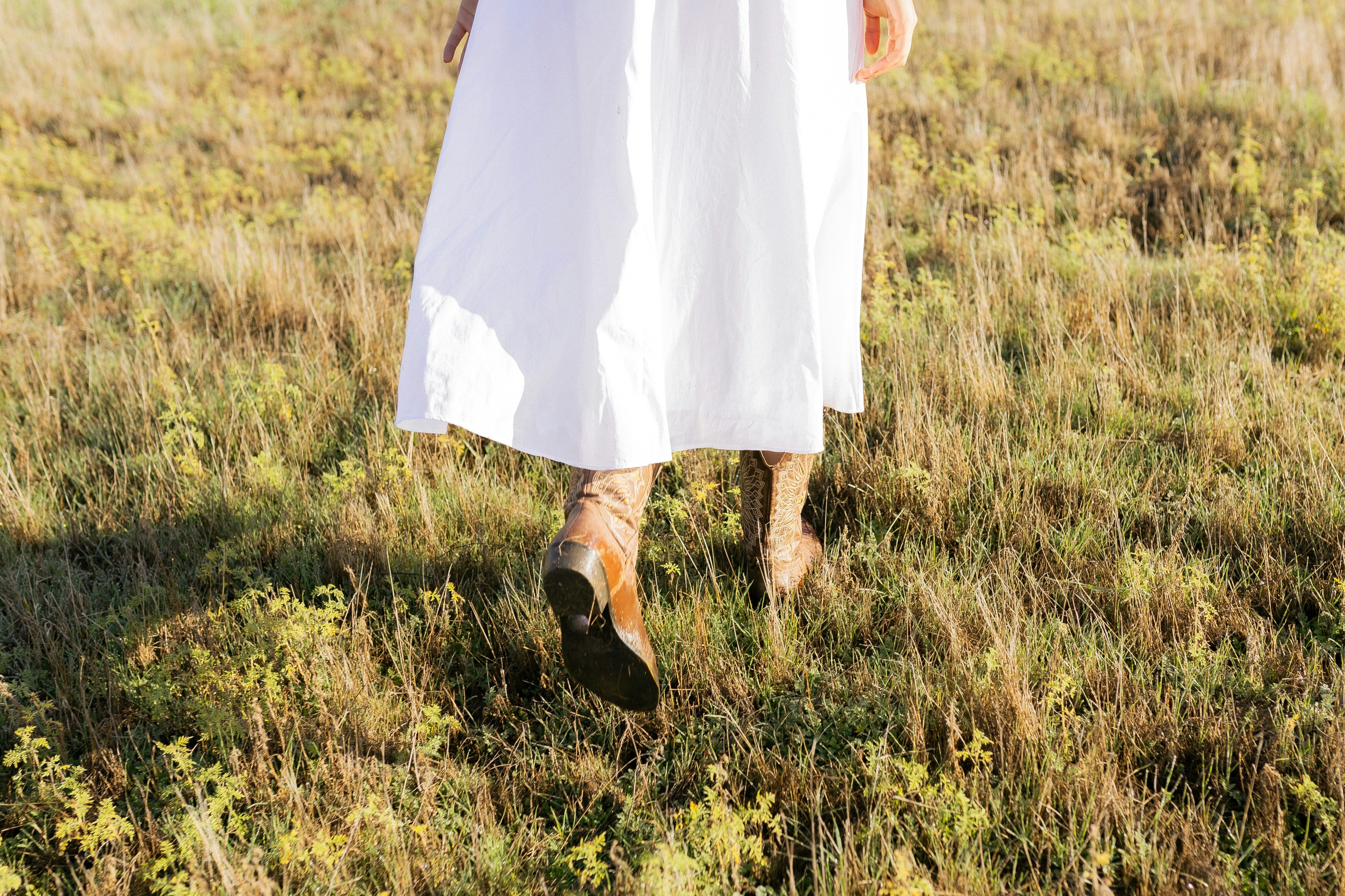 Robe longue fluide : la tendance incontournable