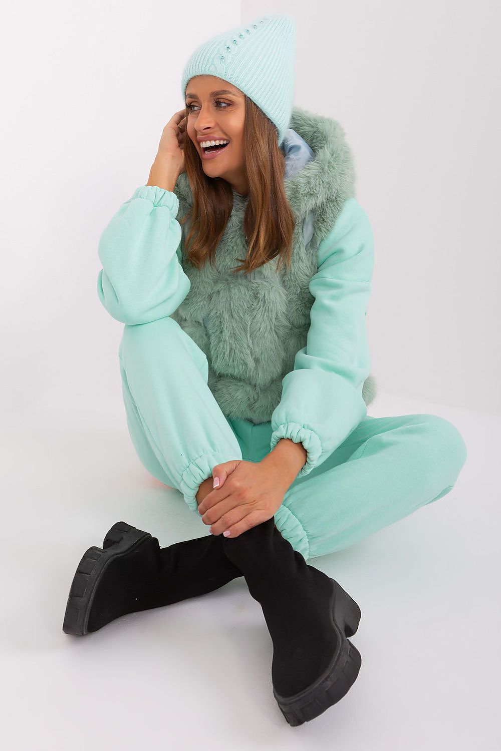  Bonnet model 189252 AT 