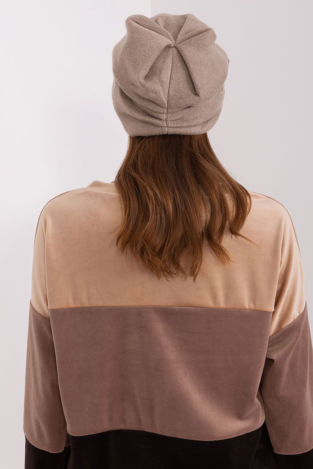  Bonnet model 189924 AT 