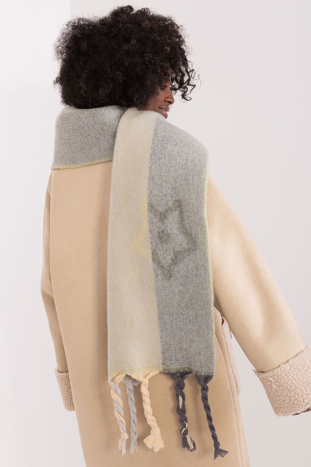  Châle model 190558 AT 