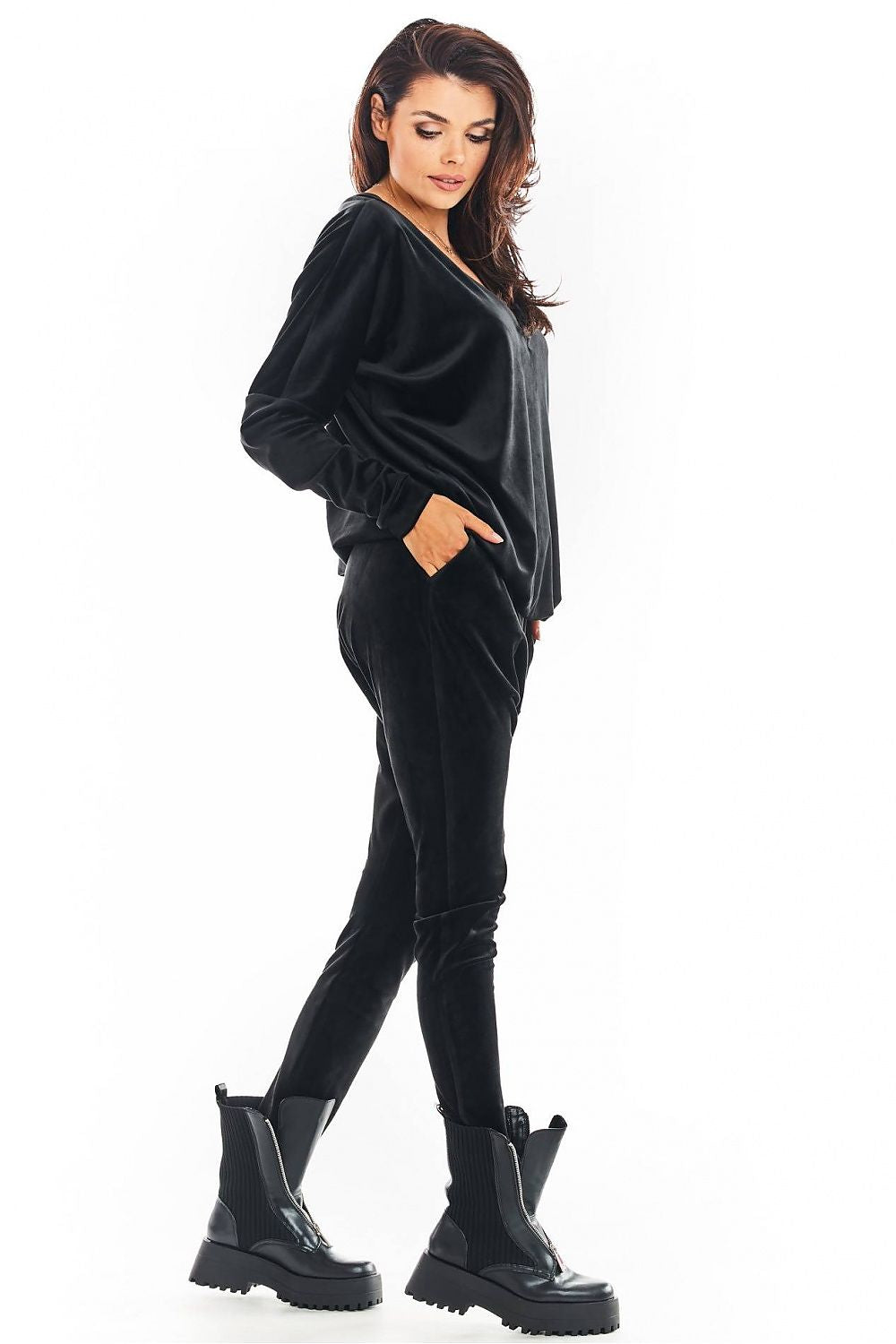  Pantalon survêtement model 149776 awama 