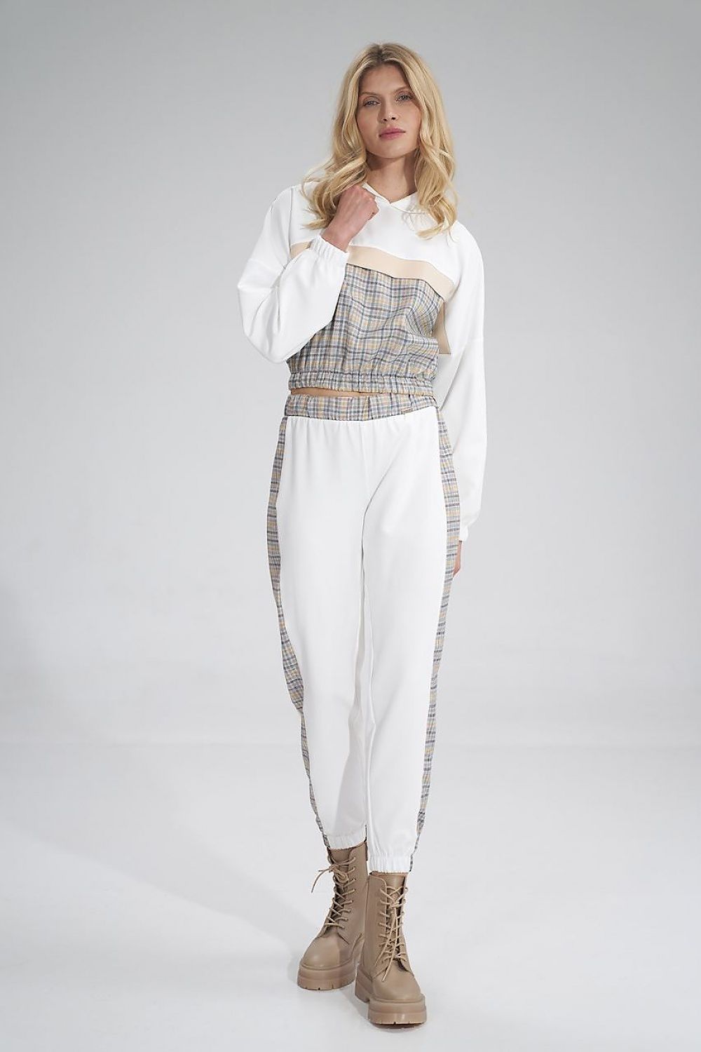  Pantalon survêtement model 154688 Figl 